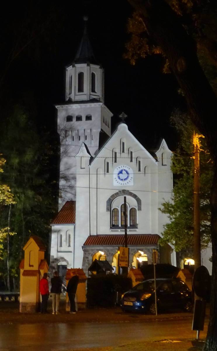 z-frontu-przez-skrzyżowanie2